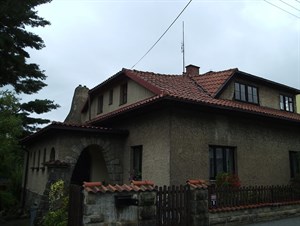 Rodinný dům v Brandýse po rekonstrukci střechy a zateplení